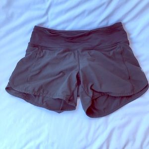Black lululemon speed short size 2